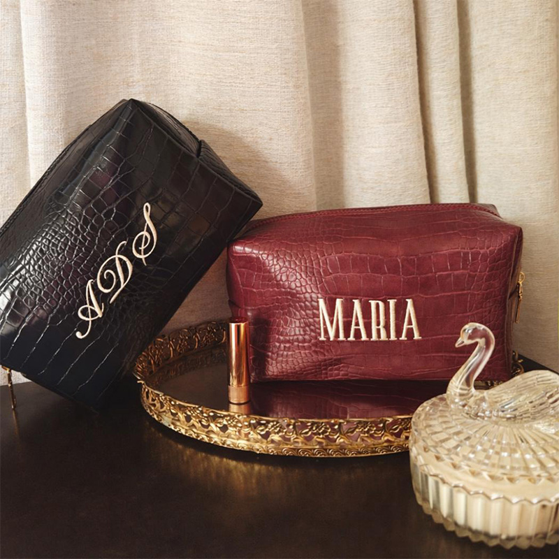 Travel Accessories Gifts For Her - Вышитая косметичка из экокожи с индивидуальным