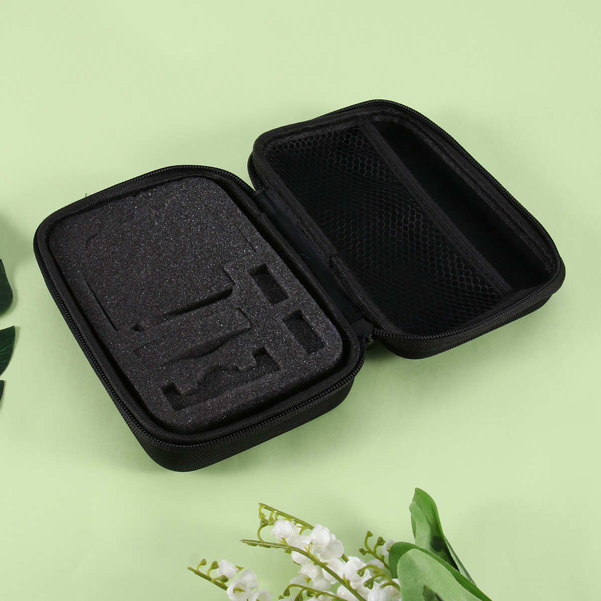 Черная небольшая сумка для хра – обзор и цена Travel Accessories In Store