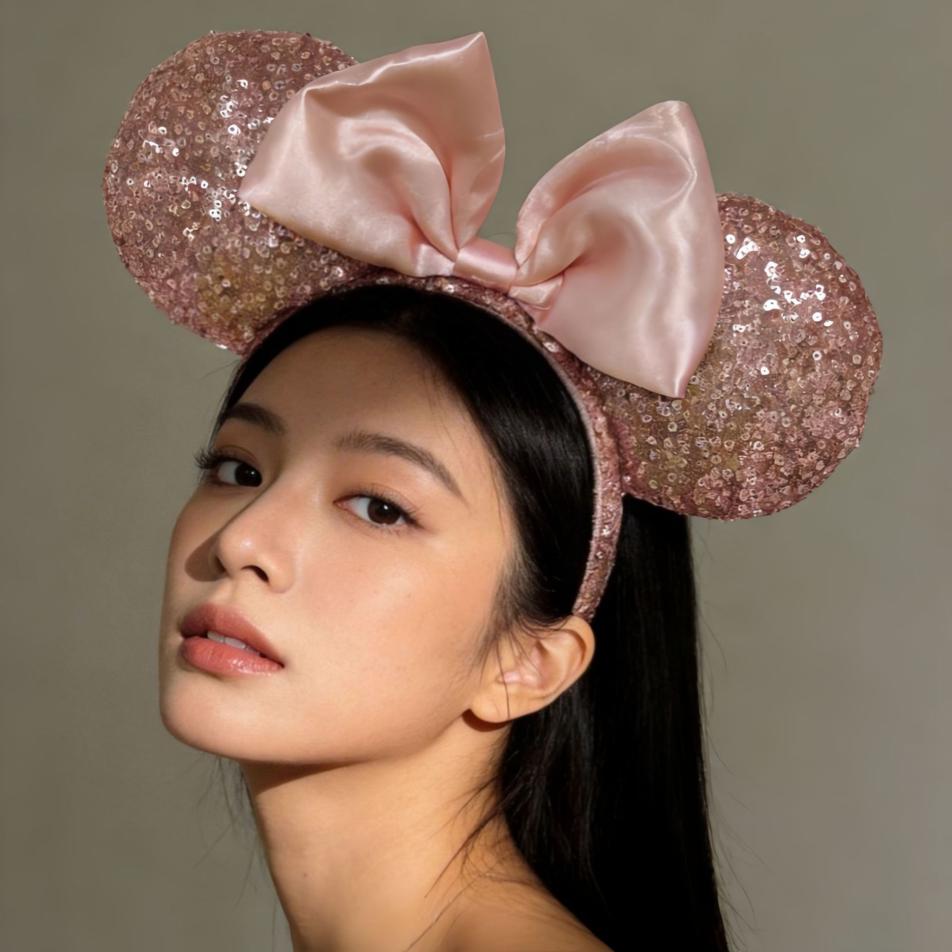 Повязка на голову с бантом в в – обзор и цена Travel Accessories Disney